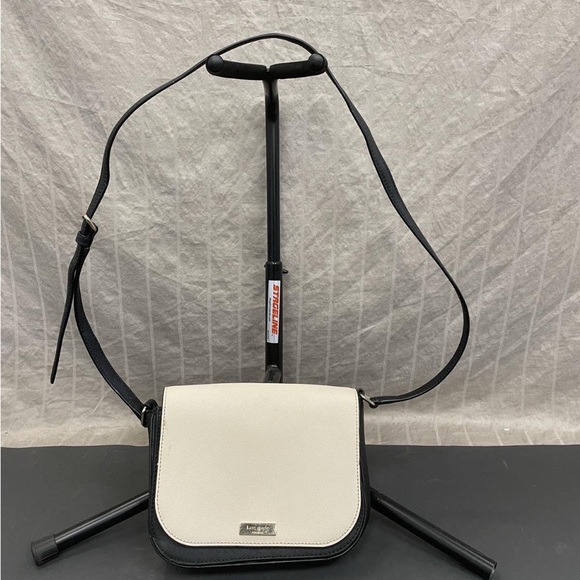 Kate Spade Laurel Way Carsen Black and Beige Handbag - Picture 1 of 3